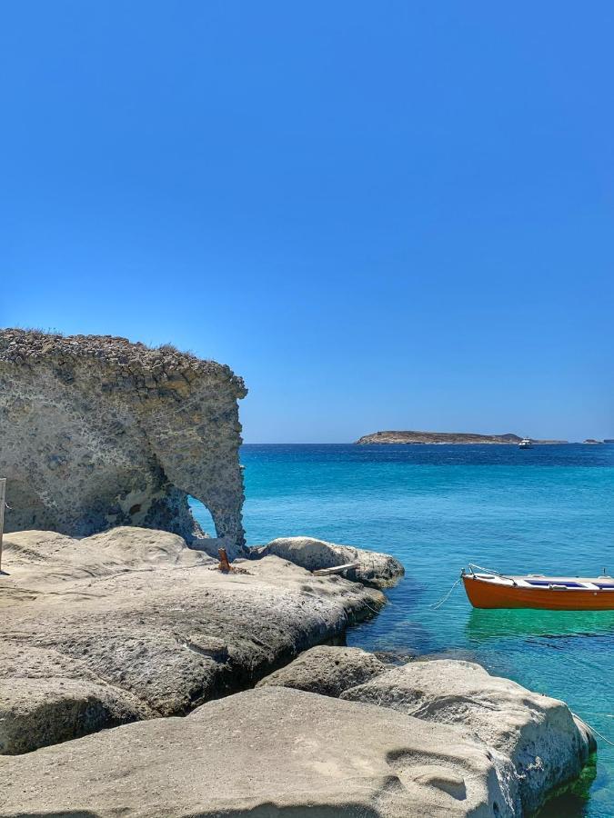 The Elephant Beach House Kímolos Dış mekan fotoğraf