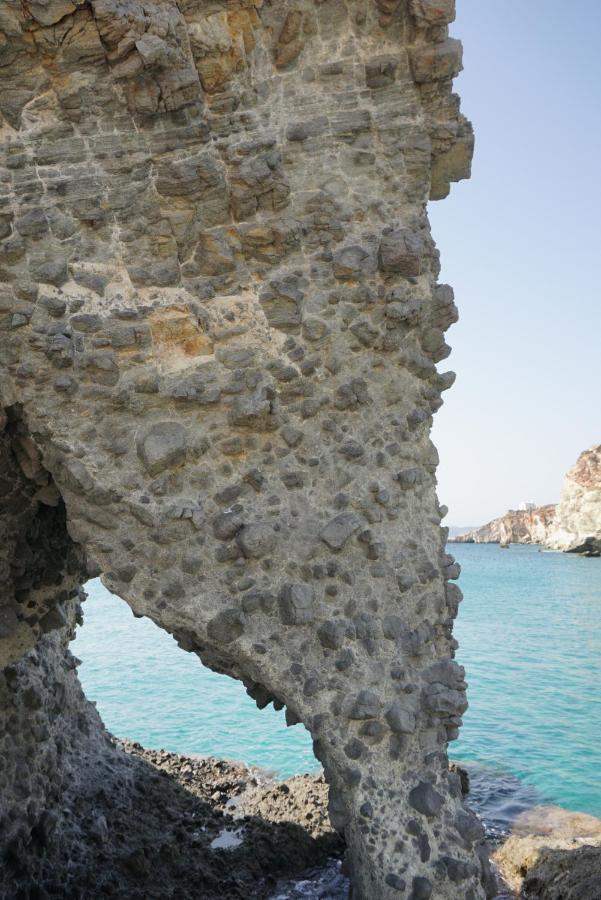 The Elephant Beach House Kímolos Dış mekan fotoğraf